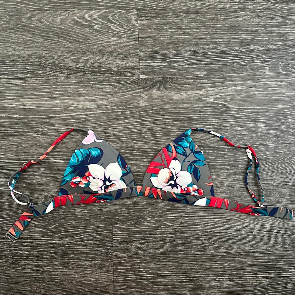 Hollister Swimsuit Top